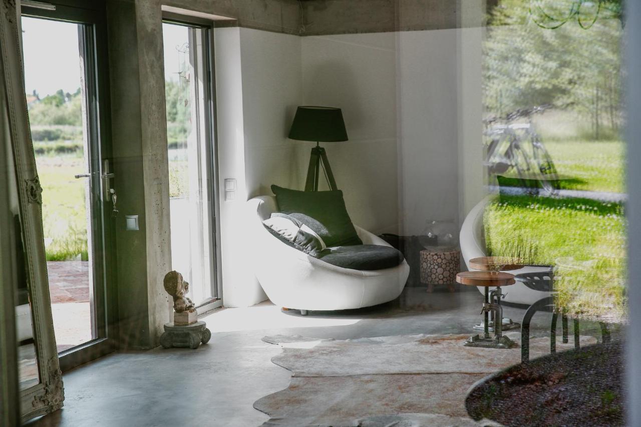 Nature House Пщина Екстериор снимка
